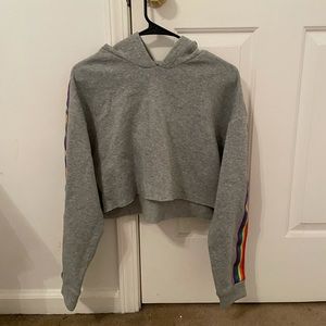 Super cute crop sweater